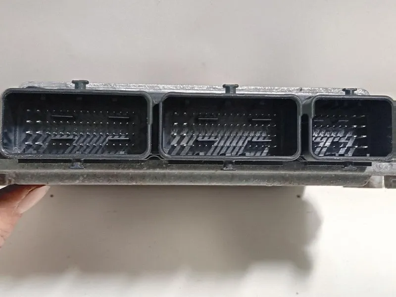 Centralina Iniezione 237105093R Opel Movano B 2010