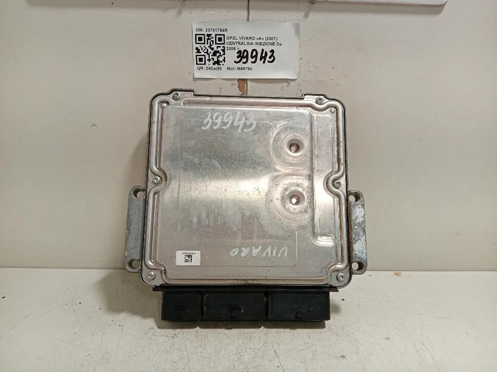 Centralina Iniezione 23701754R Opel Vivaro A 2007