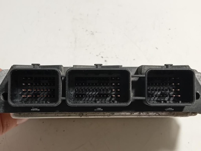 Centralina Iniezione 8200546983 Opel Vivaro A 2007