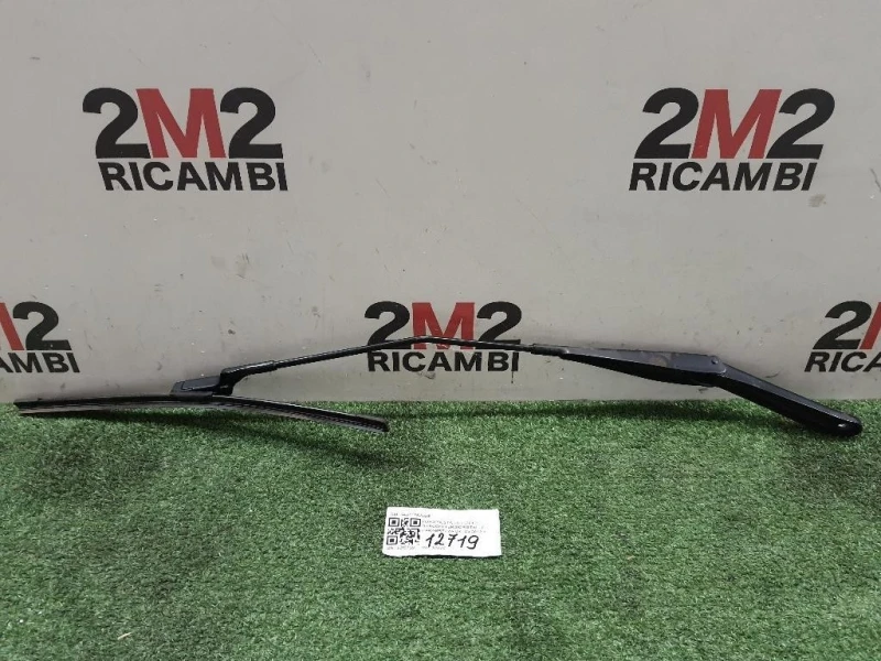 Braccio Tergicristallo Parabrezza DX 8A6117526BE DX Ford Fiesta VI 2012