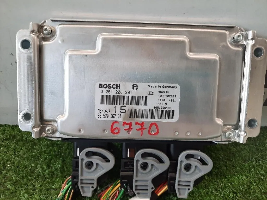 Centralina Iniezione 9657036780 Peugeot 307 CC 2001