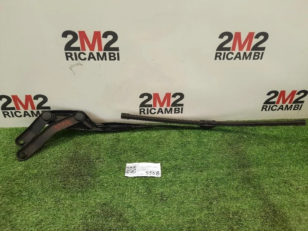 Braccio Tergicristallo Parabrezza DX A2048200344 DX Mercedes Classe C W204 2007