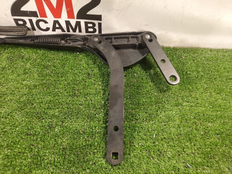 Braccio Tergicristallo Parabrezza SX A1708200540 SX Mercedes Classe SLK R171 2008