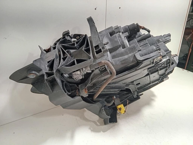 Proiettore ANT DX 8K0 941 004 R Audi A4 8K2 2012