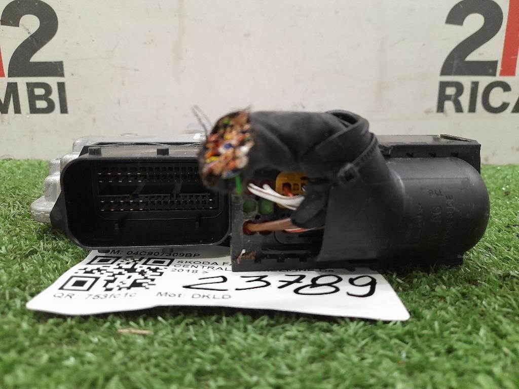 Centralina Iniezione 04C907309BP Skoda Fabia NJ3 2018