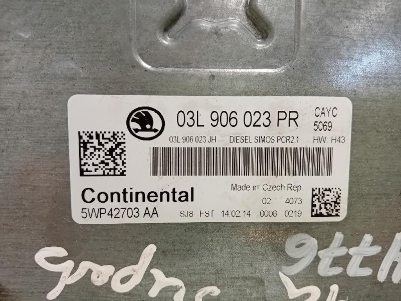 Centralina Iniezione 03L 906 023 PR Skoda Superb 3T5 SW 2013