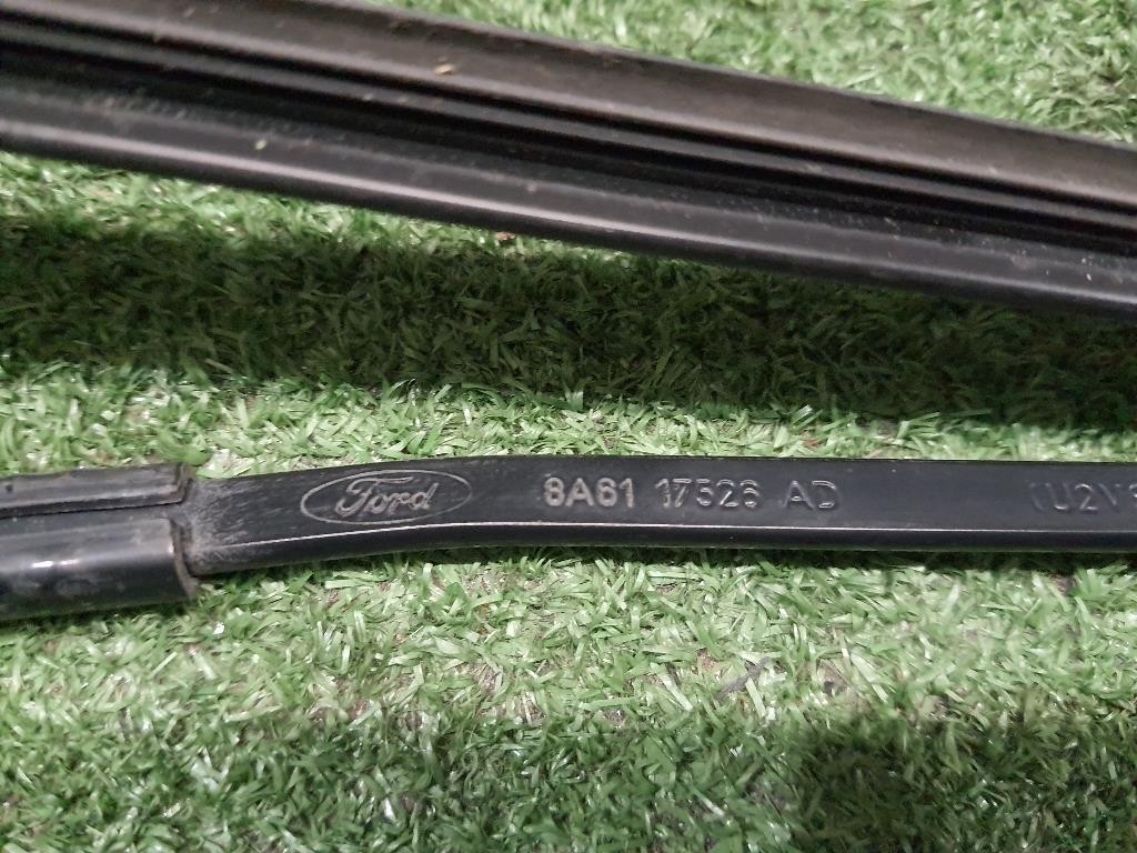 Braccio Tergicristallo Parabrezza SX 8A6117526AD SX Ford Fiesta VI 2012