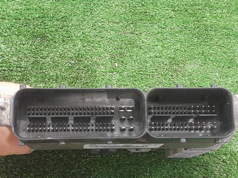 Centralina Iniezione 28485289 6735400032 Ssangyong Tivoli 2015