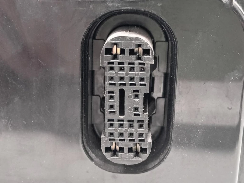 Proiettore ANT DX 4E0 941 004 BR Audi A6 4B Avant 2001