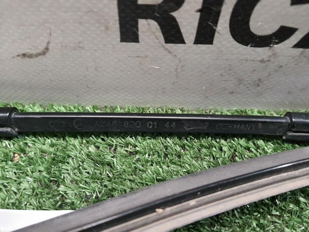 Braccio Tergicristallo Parabrezza SX A2468200144 Mercedes Classe B W246 2012