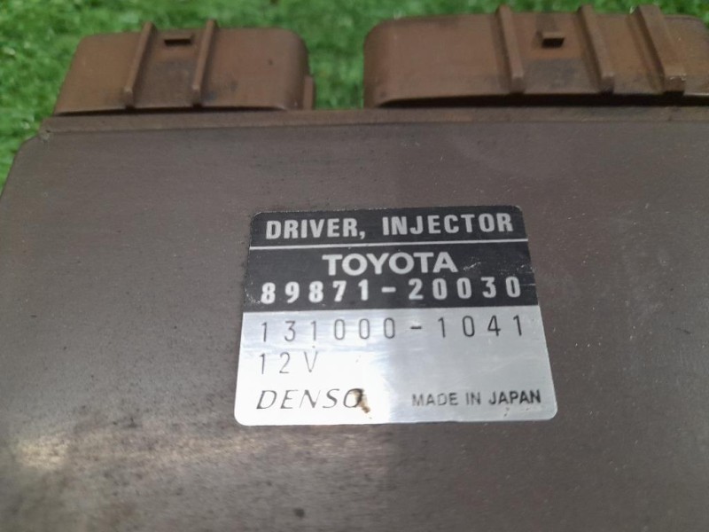 Centralina Iniezione 8987120030 Toyota RAV 4 II 2000