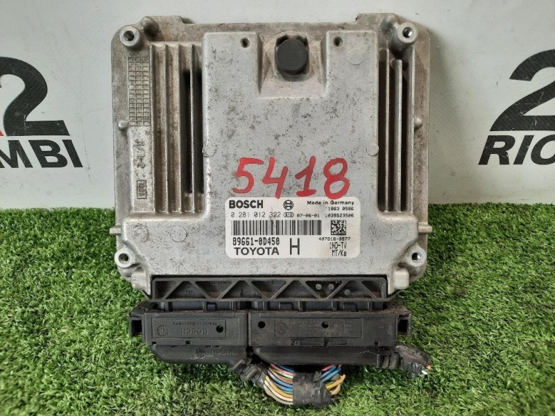 Centralina Iniezione 89661-0D450 0281012322 Toyota Yaris France II 2006