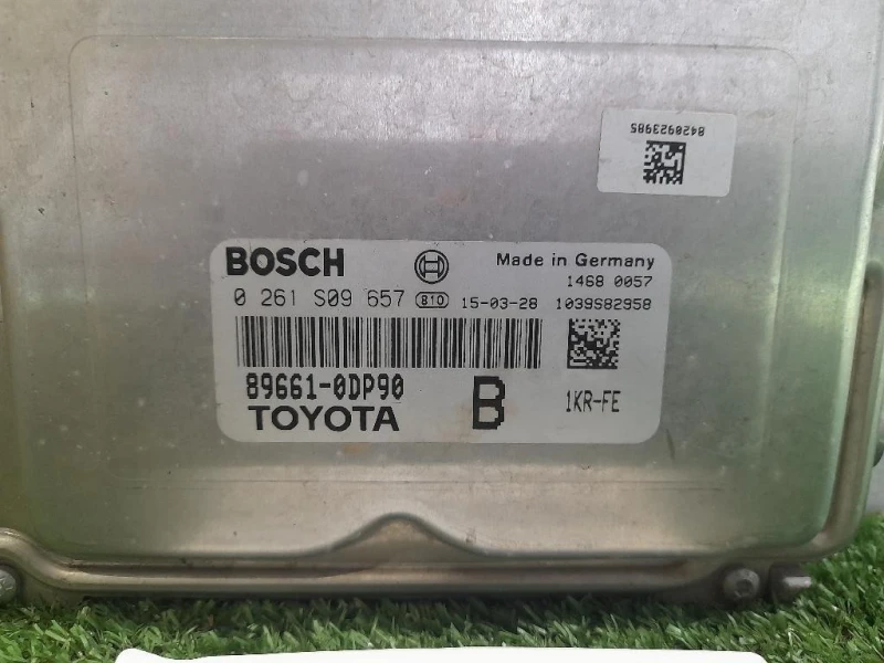 Centralina Iniezione 89661-0DP98 Toyota Yaris IV 2012