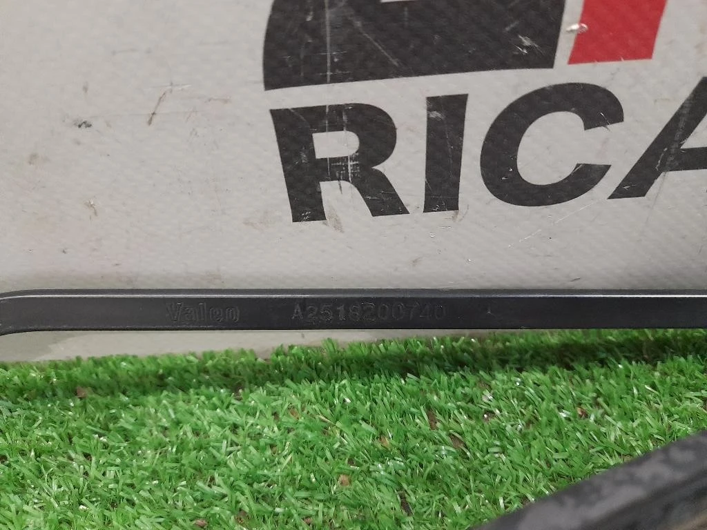 Braccio Tergicristallo Parabrezza SX A2518200740 SX Mercedes Classe R W251 2006