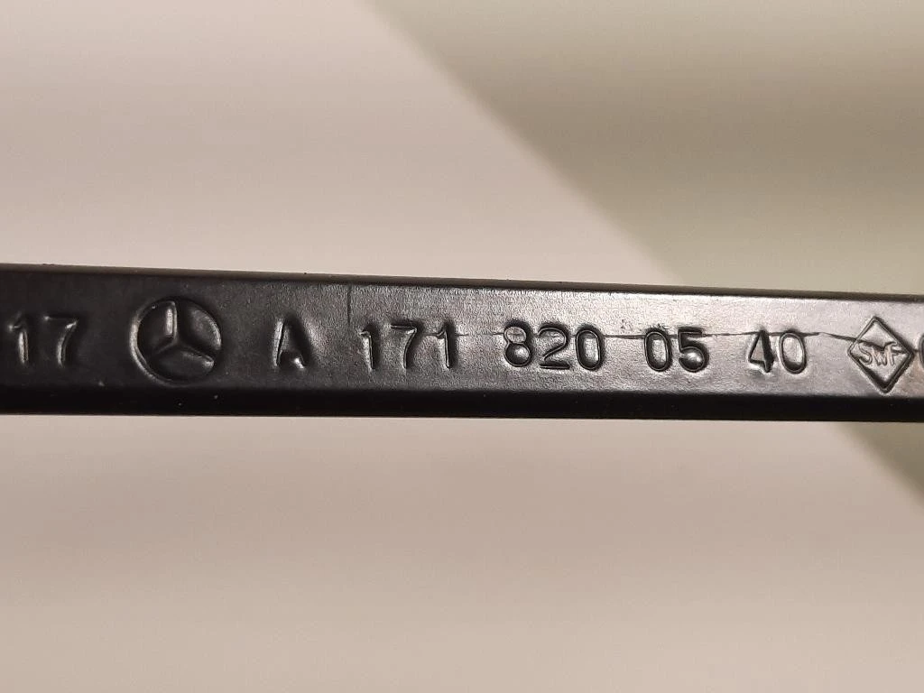 Braccio Tergicristallo Parabrezza SX A1708200540 SX Mercedes Classe SLK R171 2004