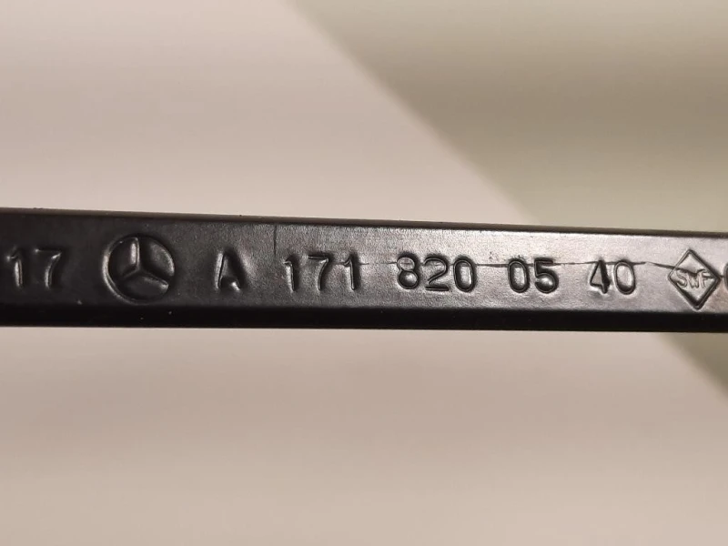 Braccio Tergicristallo Parabrezza SX A1708200540 SX Mercedes Classe SLK R171 2004