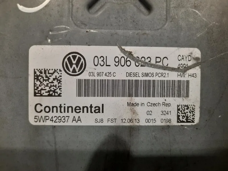 Centralina Iniezione 03L906803PC CENTRALINA ECU Volkswagen Caddy IV 2011