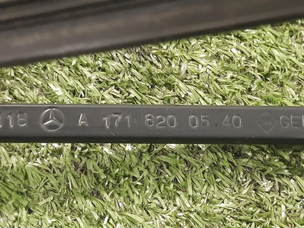 Braccio Tergicristallo Parabrezza SX A1708200540 SX Mercedes Classe SLK R171 2008