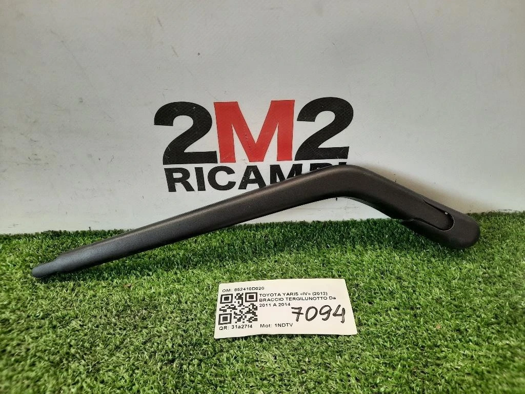 Braccio Tergilunotto 852410D020 Toyota Yaris IV 2012