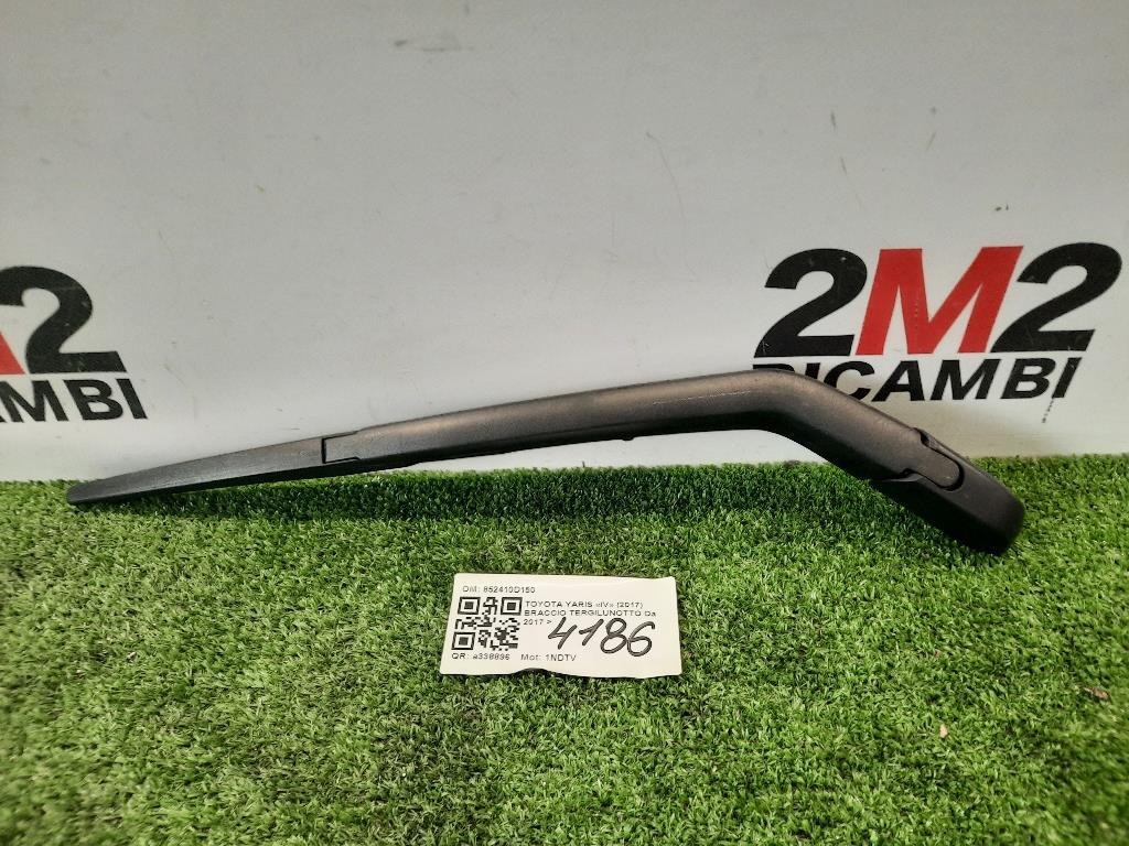 Braccio Tergilunotto 852410D150 Toyota Yaris IV 2017