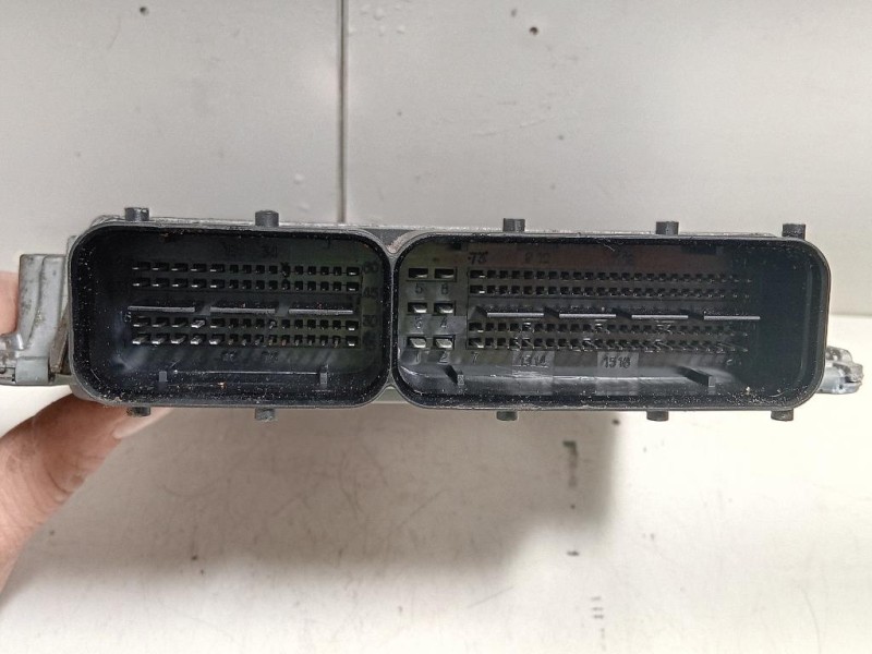 Centralina Iniezione 03L 907 425 C Volkswagen Touran III 2010