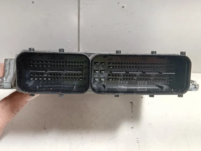 Centralina Iniezione 03L 907 425 C Volkswagen Touran III 2010