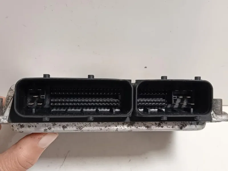 Centralina Iniezione 074906018AK Volkswagen Transporter T5 2004