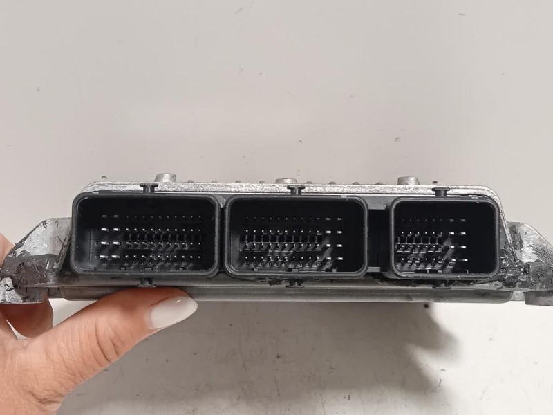 Centralina Iniezione 3121071AA Volvo V50 2004