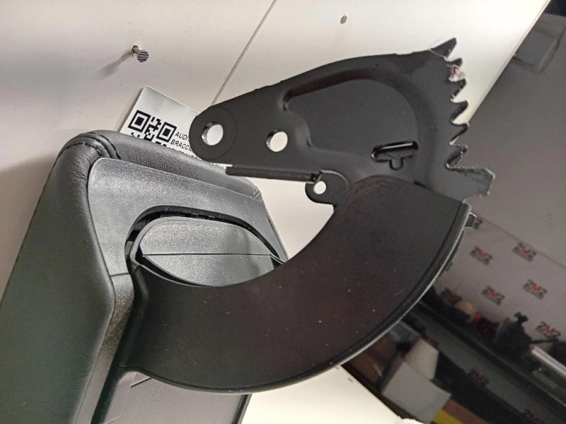 Bracciolo Console Centrale 8K0864207A8E1 Audi A4 8K2 2008