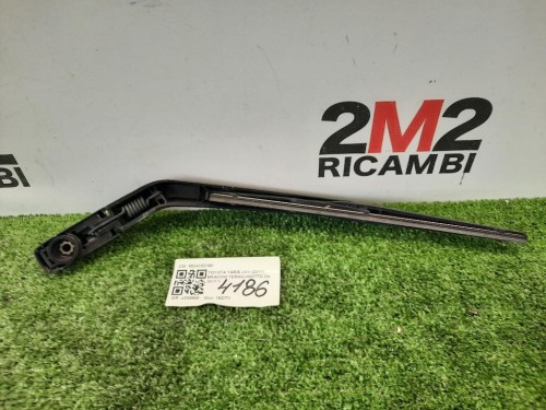 Braccio Tergilunotto 852410D150 Toyota Yaris IV 2017