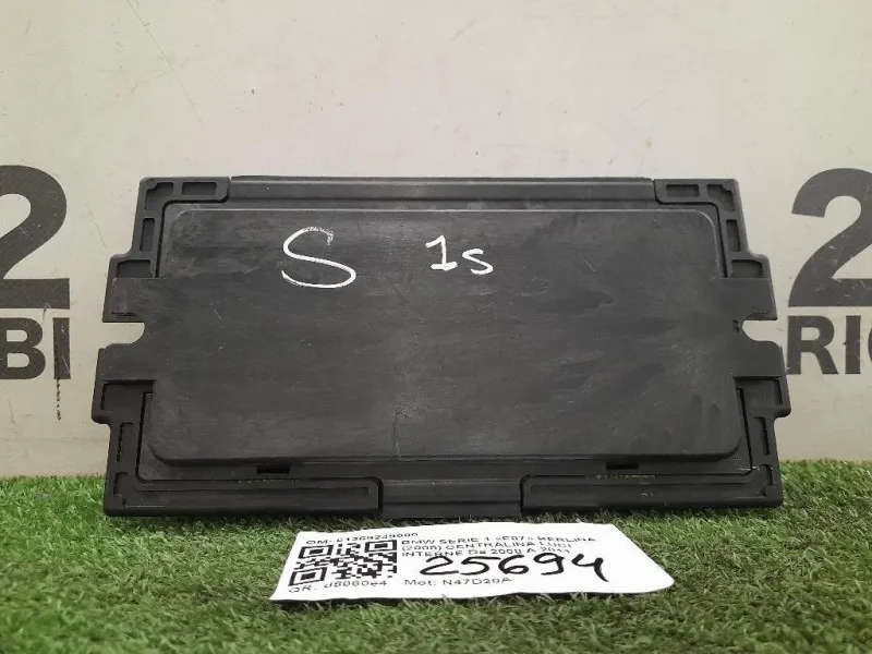 Centralina LUCI Interne 61359249080 Bmw Serie 1 E87 Berlina 2005