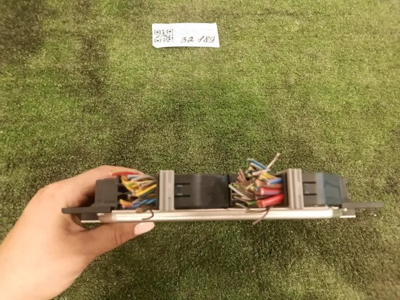 Centralina LUCI Interne 6135 9166708-01 Bmw Serie 3 E90 Berlina 2005