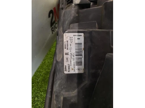 Proiettore ANT DX 260109545R Dacia Dokker 2013