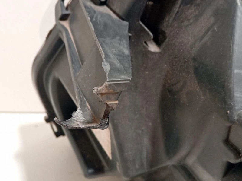 Proiettore ANT DX 1305237284 Dacia Duster I 2014