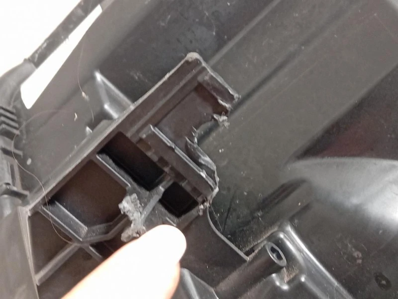 Proiettore ANT DX 260101503R Dacia Duster II 2018