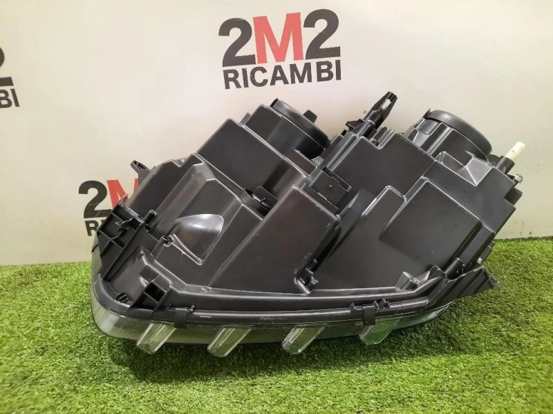 Proiettore ANT DX ATTACCHI ROTTI 260101133R Dacia Duster II 2018