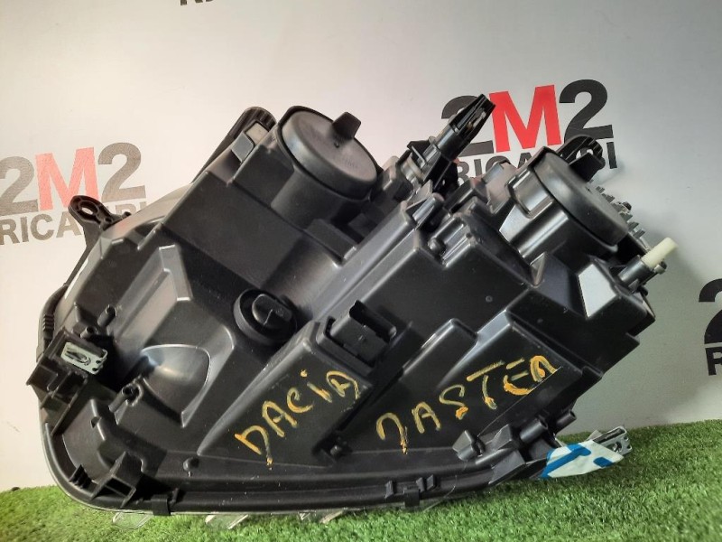 Proiettore ANT DX 260101133R Dacia Duster II 2018