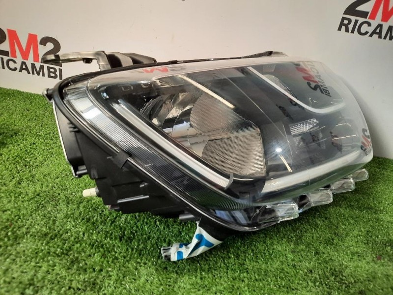 Proiettore ANT DX 260101133R Dacia Duster II 2018