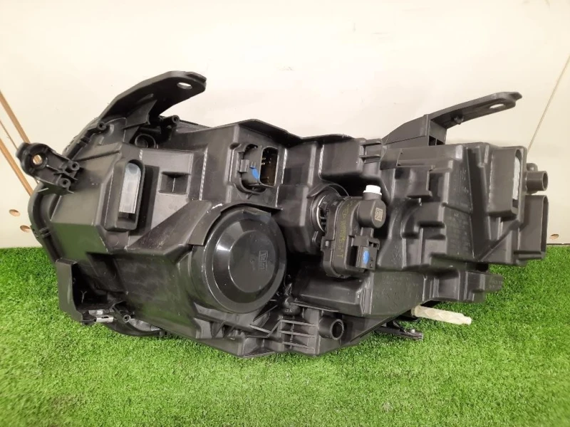 Proiettore ANT DX 260106194R Dacia Duster II 2018