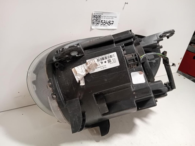 Proiettore ANT DX 00521021800 Fiat 500X 2018