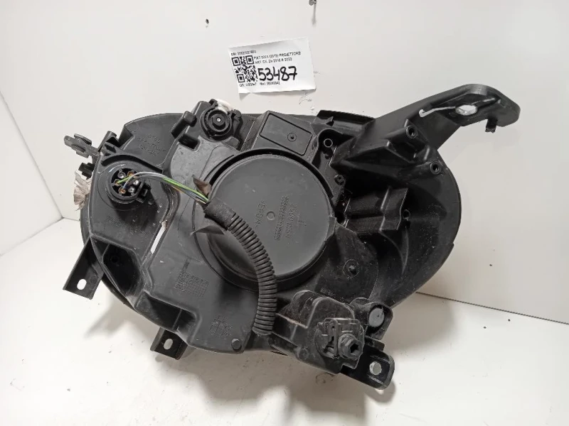 Proiettore ANT DX 00521021800 Fiat 500X 2018