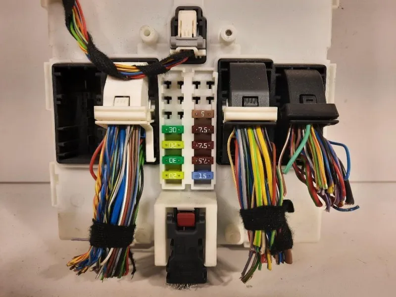 Centralina Scatola Fusibili 9352864 Bmw Serie 1 F20 Berlina 2012