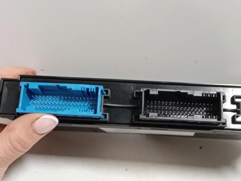 Centralina Scatola Fusibili 10681810 Bmw Serie 3 E92 Coupe 2007