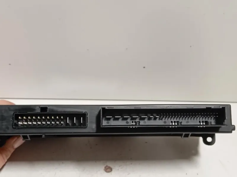 Centralina Scatola Fusibili 10681810 Bmw Serie 3 E92 Coupe 2007