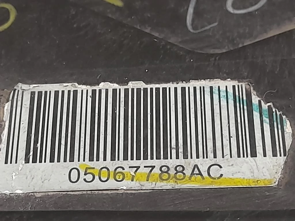 Proiettore ANT DX 05067788AC Fiat Freemont 2011