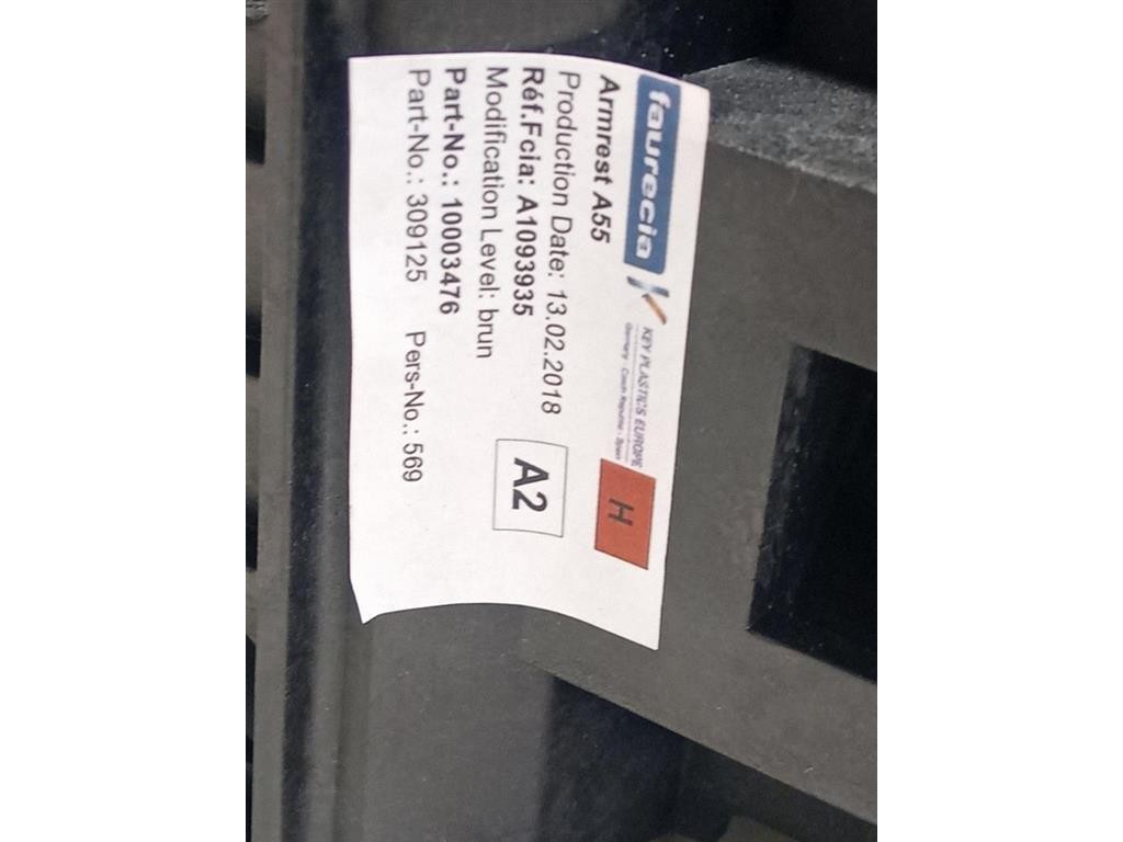 Bracciolo Console Centrale A1093935 Citroen DS3 2016