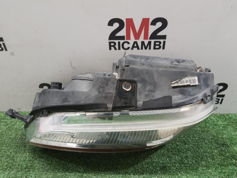 Centralina Scatola Fusibili 9667199680 Citroen C3 Picasso 2013