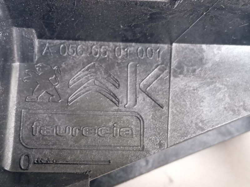 Bracciolo Console Centrale A1093935 Citroen DS3 2016