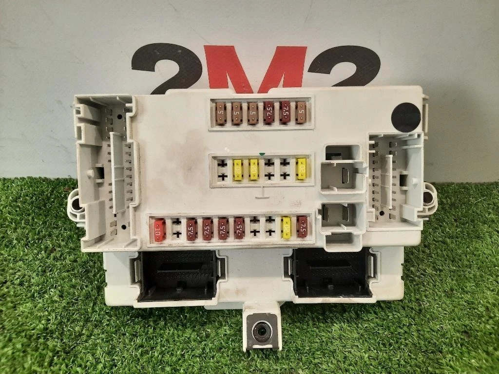 Centralina Scatola Fusibili 51953894 BODY Fiat 500L 2013