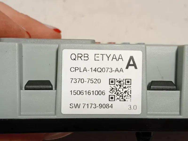 Centralina Scatola Fusibili CPLA-14Q073-AA Jaguar XE 2015